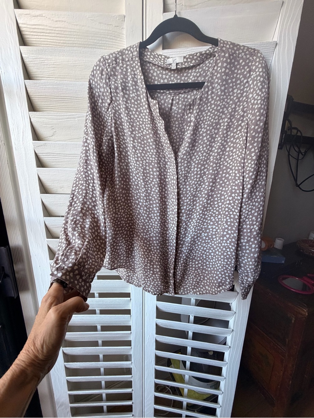 Joie blouse Taupe Dot V-Neck Blouse with white hearts